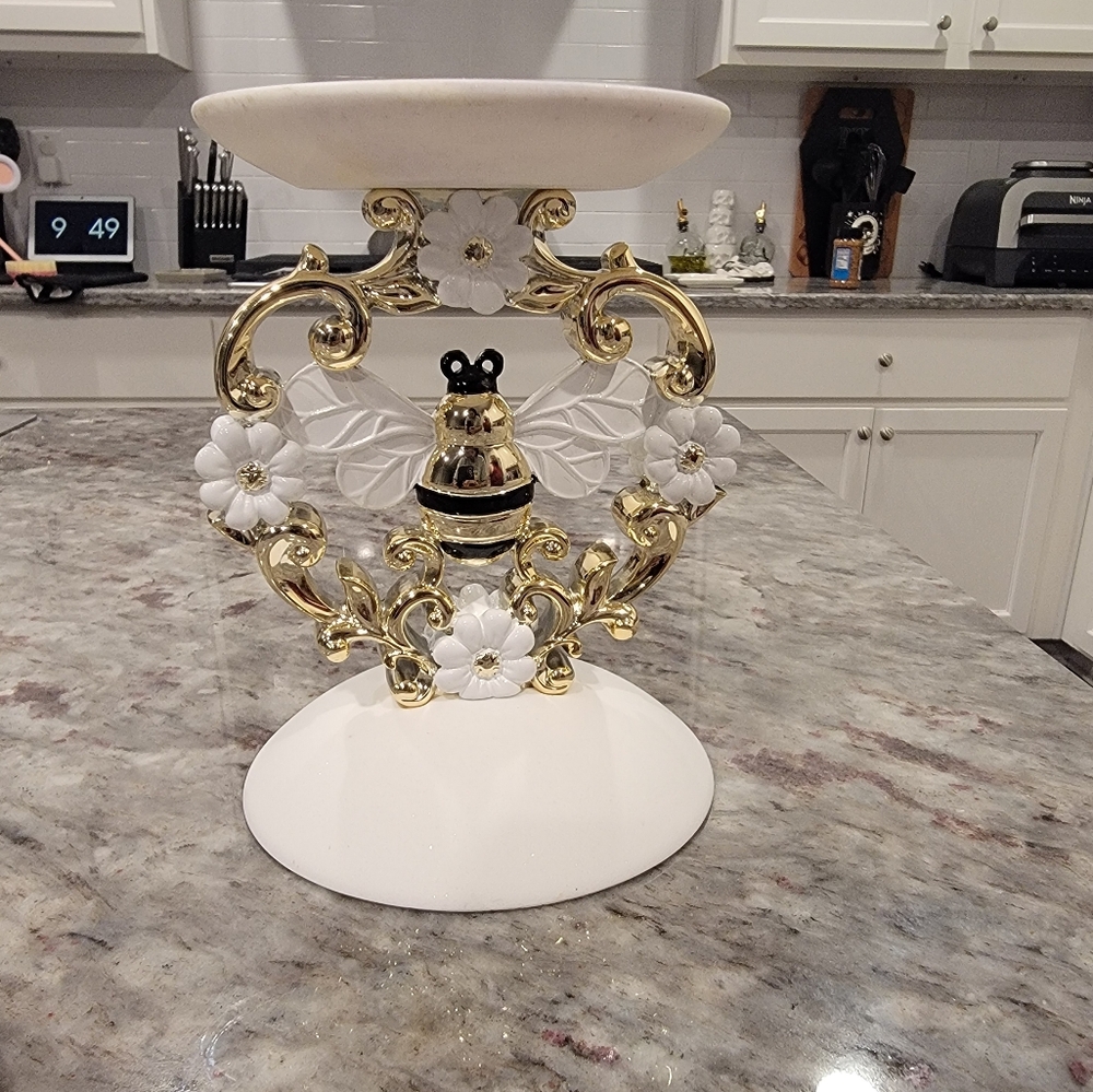 Elegant Bee Stand 3-Wick Candle Holder Bath And Body Works